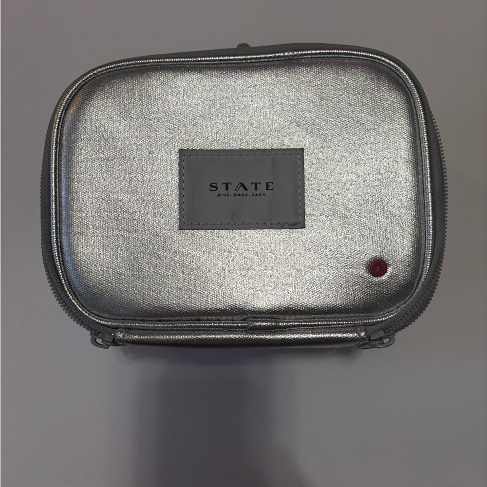 STATE Shimmering Silver Case - Picture 2 of 6